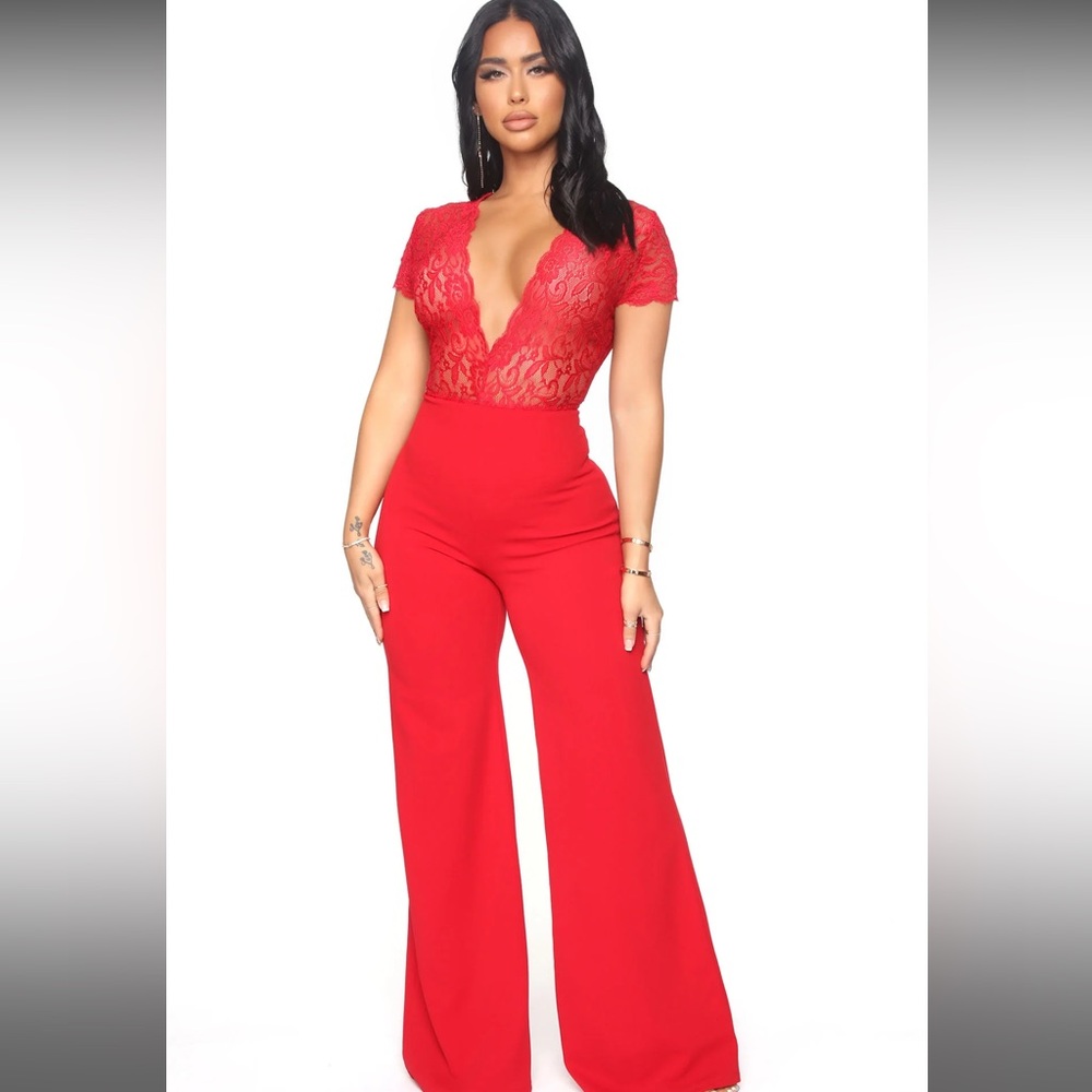 Fashion nova lace jumpsuit red size S